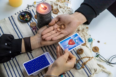 Palm-Reader-Canada